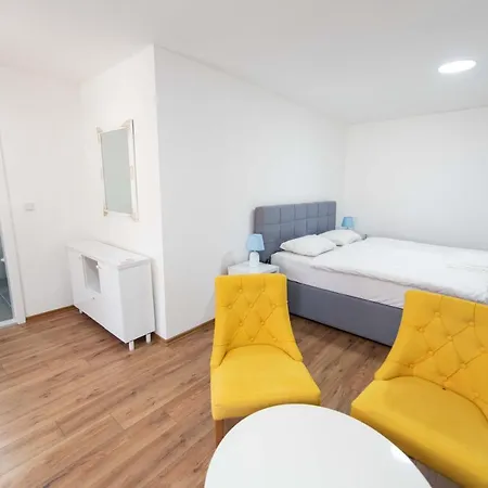 Appartement Garden Club *